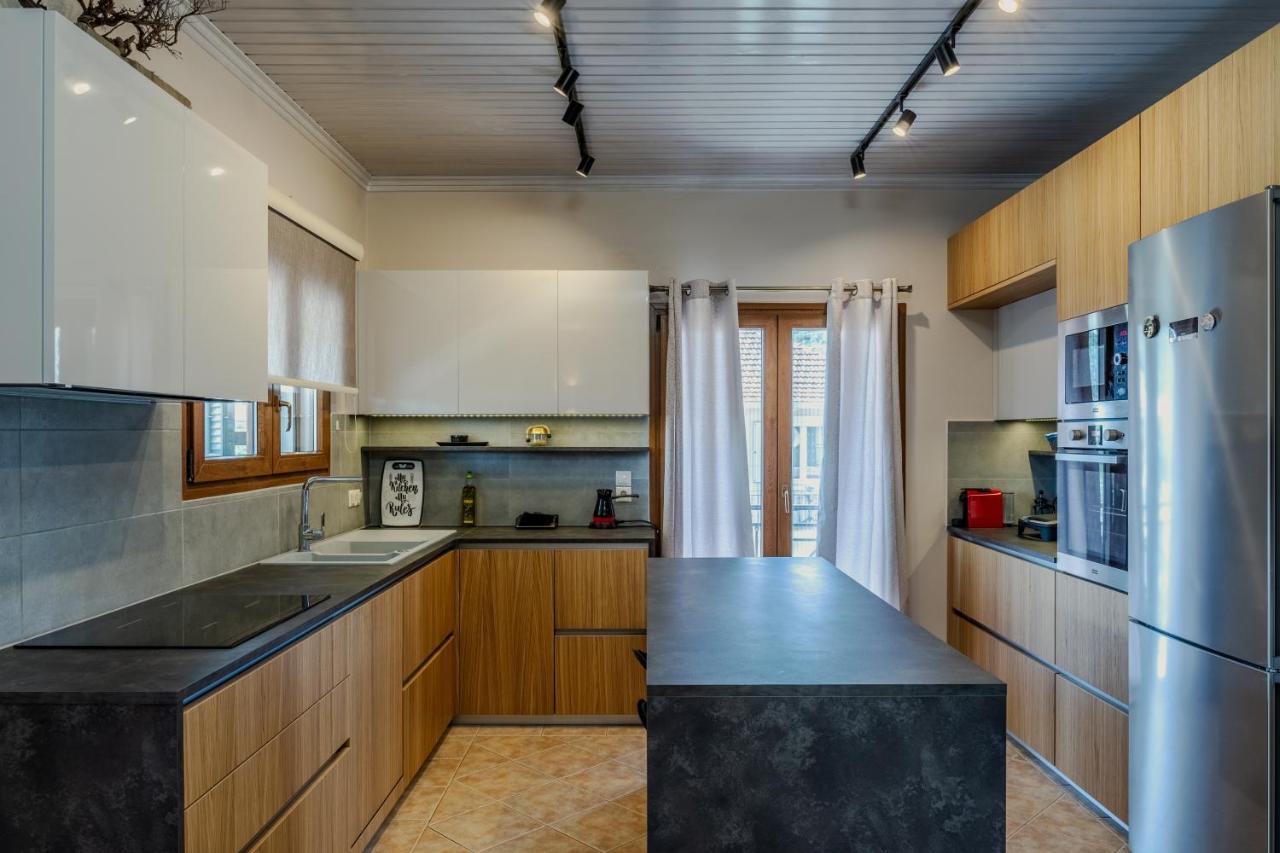 G.R Luxury Apartment Kalligoni Esterno foto