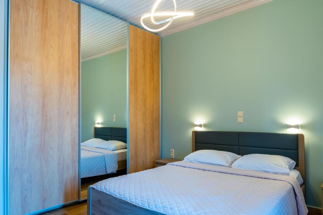 G.R Luxury Apartment Kalligoni Esterno foto